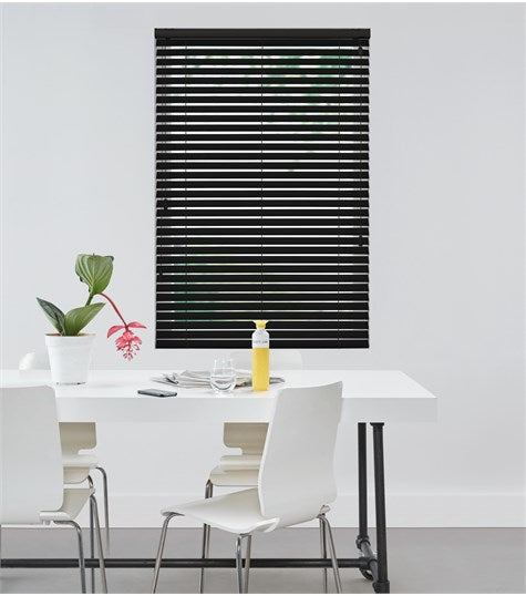 Essentials - Wooden blinds with privacy lock